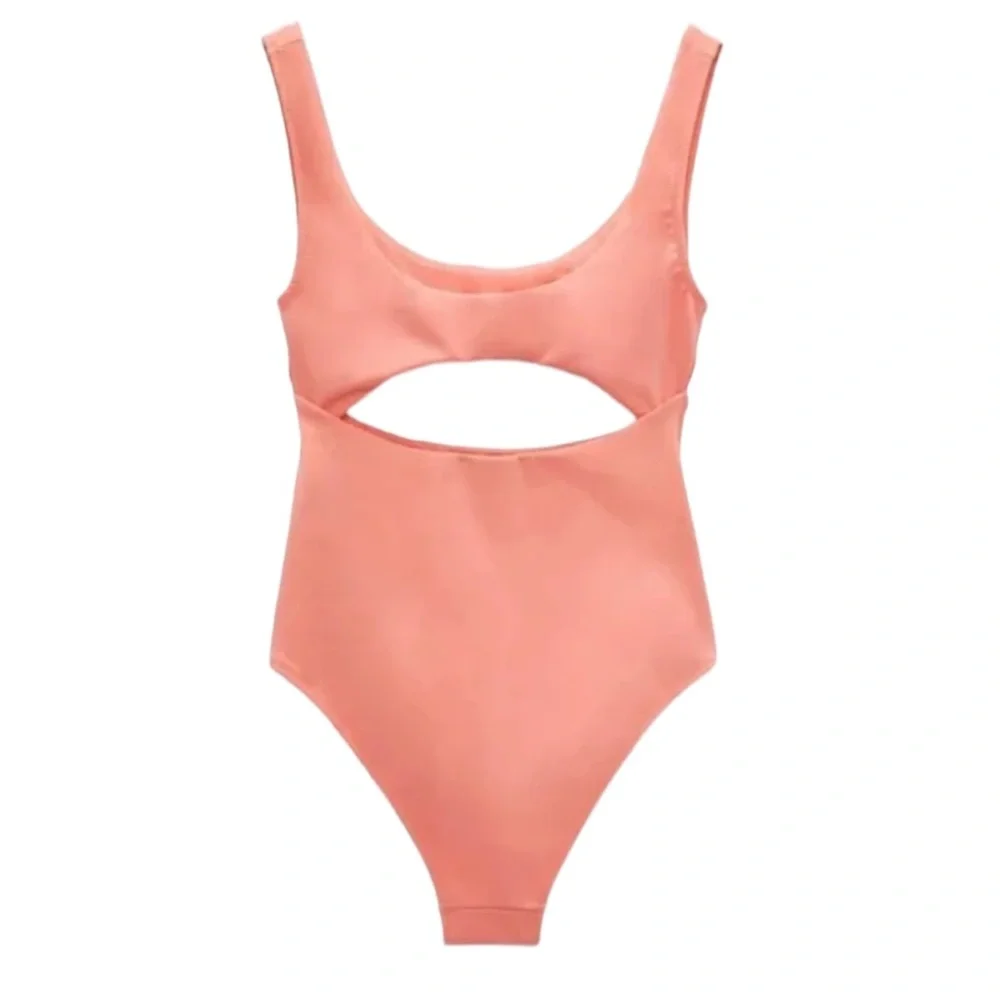 ZARA: NWT Cutout One Piece Swimsuit Orange -Size Small
